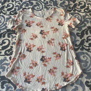 Women’s XS Maurices 24/7 Top